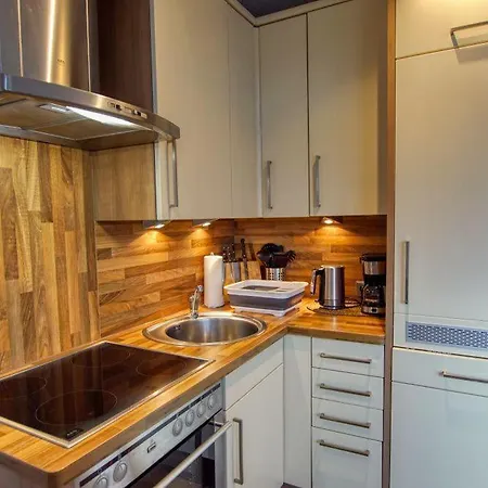 Apartment Ferienwohnung-p-1-8-0p0108 *